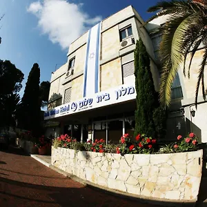 ** Hotel Beth-shalom Israel