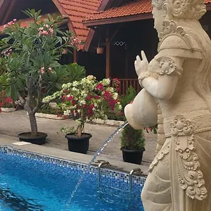 Uli Wood Villa, Bali - Near Gwk 3*, Jimbaran Indonesia
